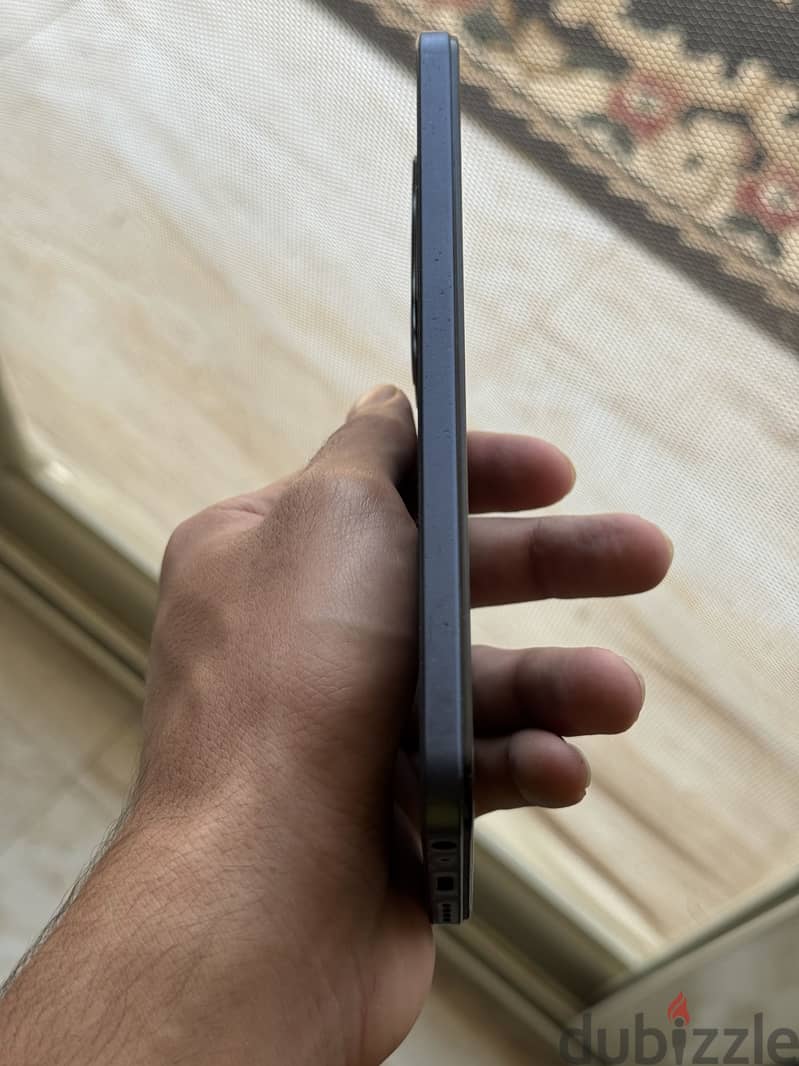 Vivo Y35 4