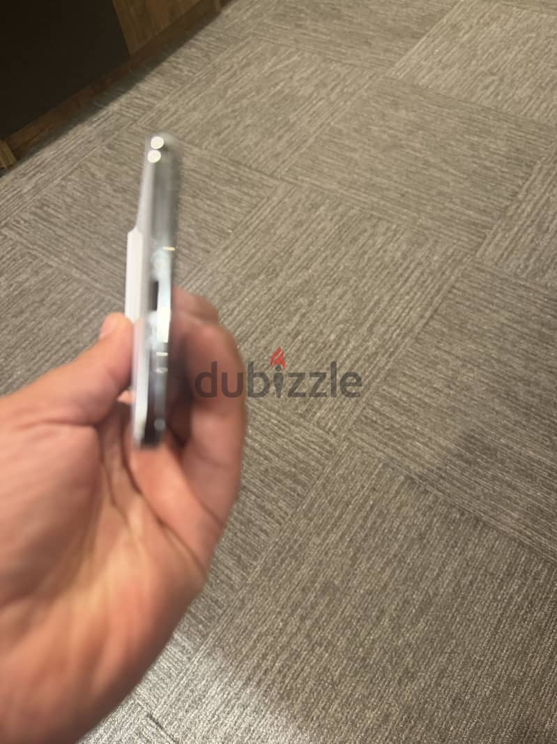 Apple - iPhone 17 Air 3