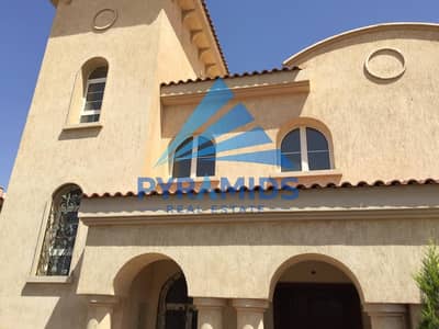 Twin House Villa, 275m buildings, in front of Four Seasons Hotel, in the best locations in Madinaty, immediate delivery
