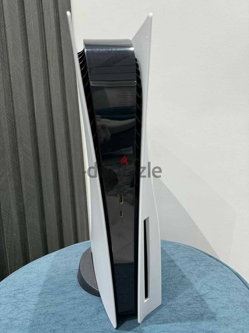 Playstation 5 standard edition 2