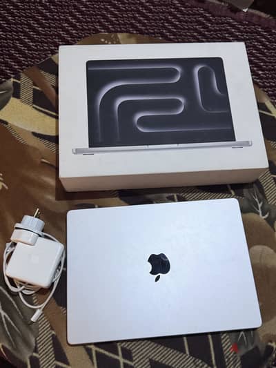 MacBook Pro M3 14 inch 512