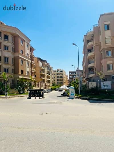 شقة ارضي بجاردن 3 غرف بحرى استلام فورى باقل سعر فى منطقة الاندلس التجمع الخامس القاهرة الجديدة بالقرب من التسعين الجنوبى  new cairo
