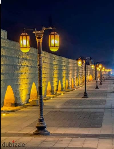محل تجاري للبيع 229م استلام فوري مول خان ارابيسك سور مجرى العيون الأثري بمقدم تعاقد 10% فقط