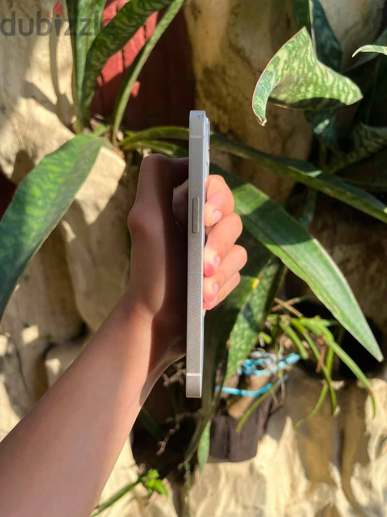 Apple - iPhone 13 5