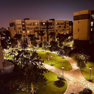Apartment for sale cash in Madinati area of 140m with ultra-super-lux finishes at the best location overlooking wide garden view on the third floor facing the northern direction next to All Season Park and services
