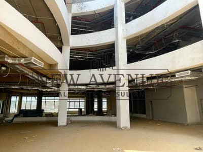مبني للإيجار بموقع مميز بإيست لين القاهره الجديده Eastlane New Cairo
