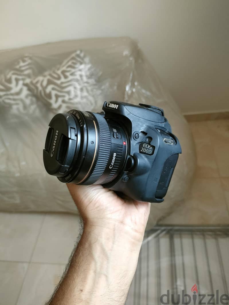 Canon 200d 2
