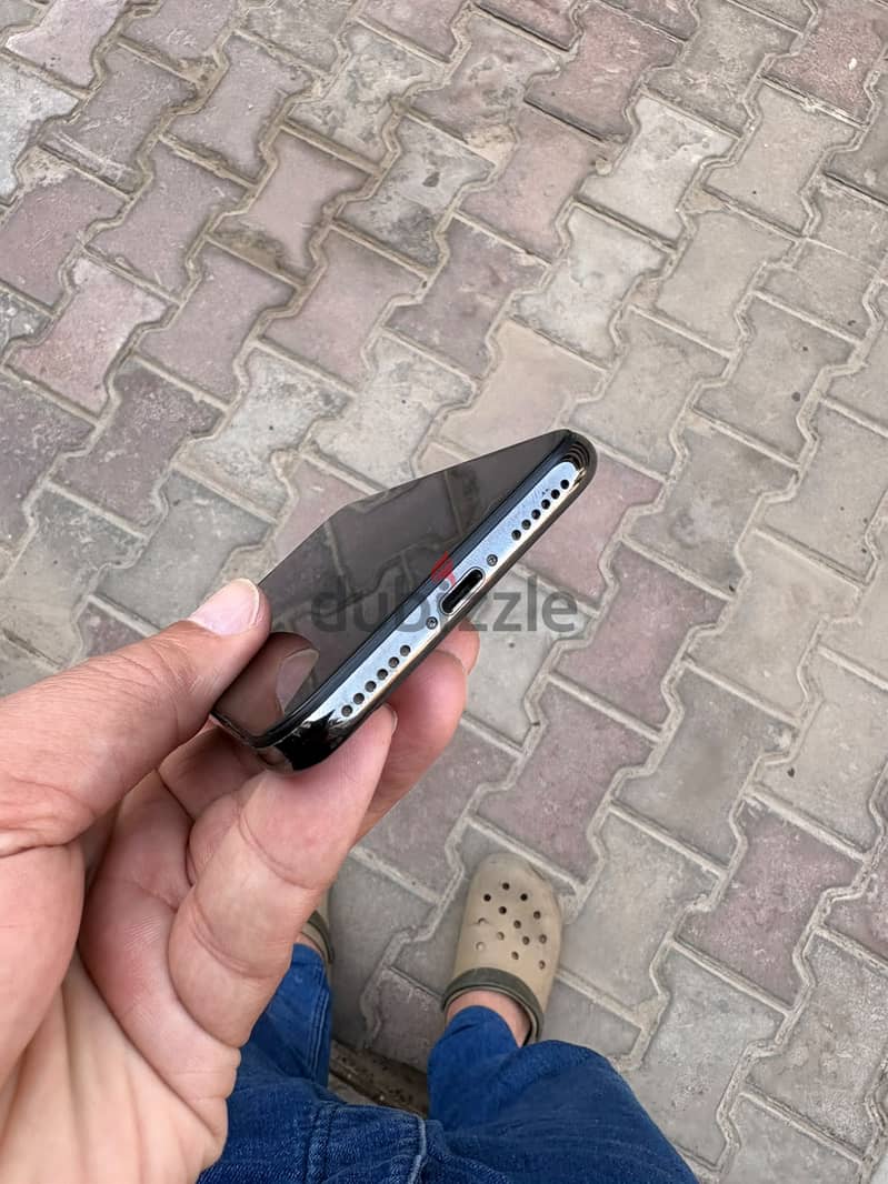 ايفون X 3