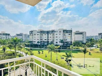 Apartment for rent in B12: 2 bedrooms, 1 bathroom, ultra-super-lux finishes, first-time occupancy, garden view.