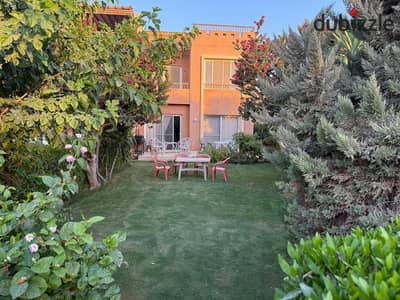 Ground chalet with a garden, 3 rooms and 2 bathrooms, unique coastal location, unspoiled