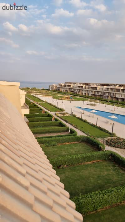 Premium chalet 3 rooms sea and pool view