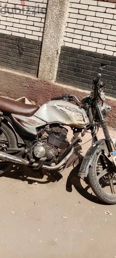 موتوسيكل كى واى موديل ١٤حالة جيده بستم بسلندر حلاوه حالة جيدة