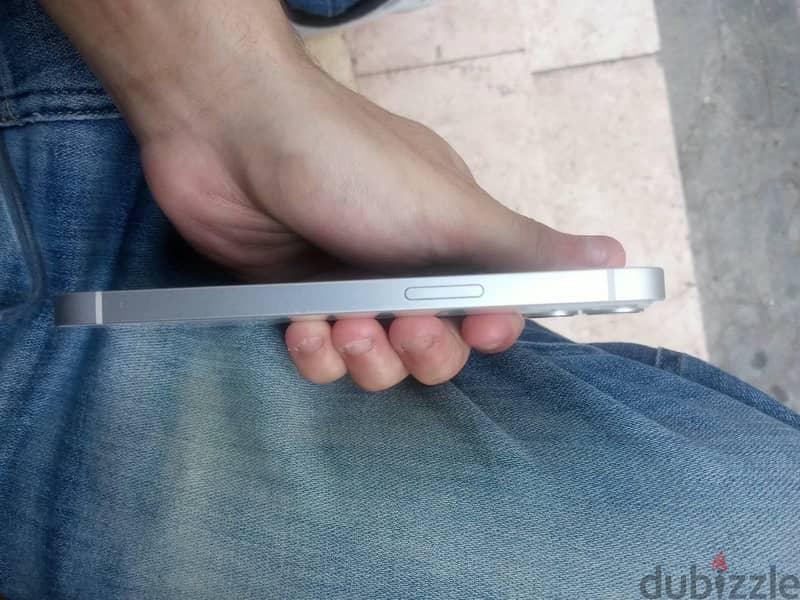Apple - iPhone 13 2