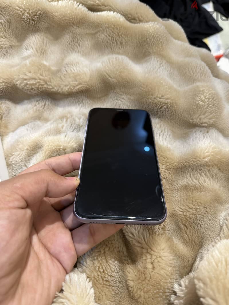 Apple - iPhone 11 6