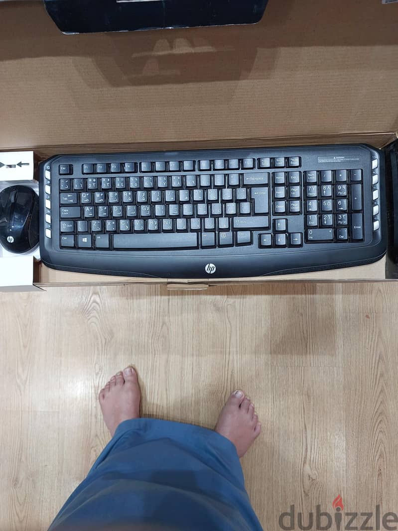 hp wireless classic desktop keyboard +   mouse 1