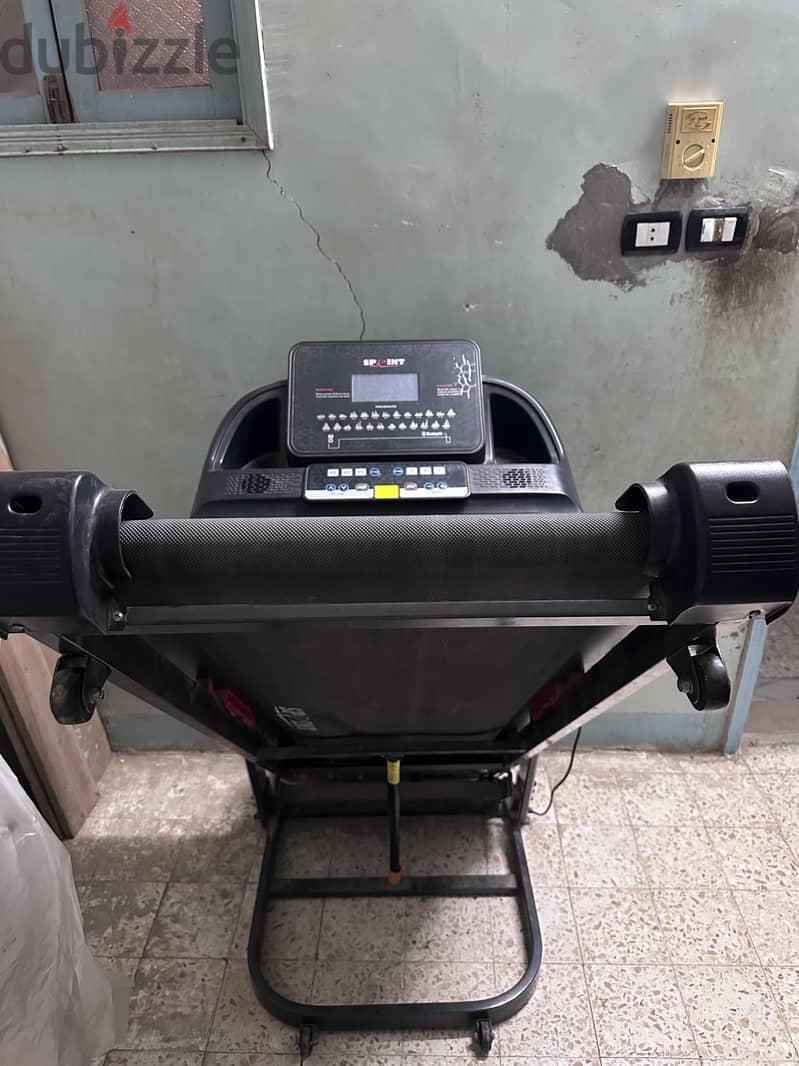 Treadmill Sprint F8055AC incline 1
