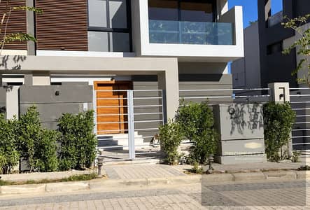 Villa 4 Bedroom for Sale in Patio Vera, Sheikh Zayed | Opposite Beverly Hills | Down Payment Starting from EGP 1.2M