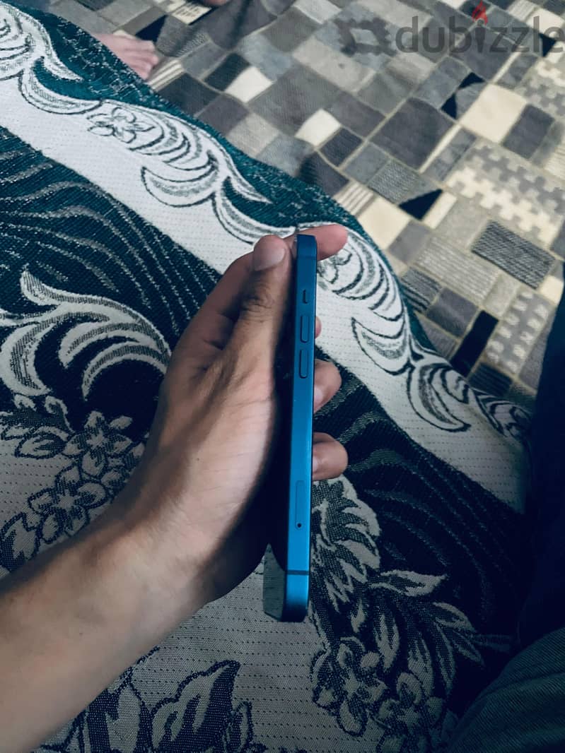 آبل - آيفون 13 2