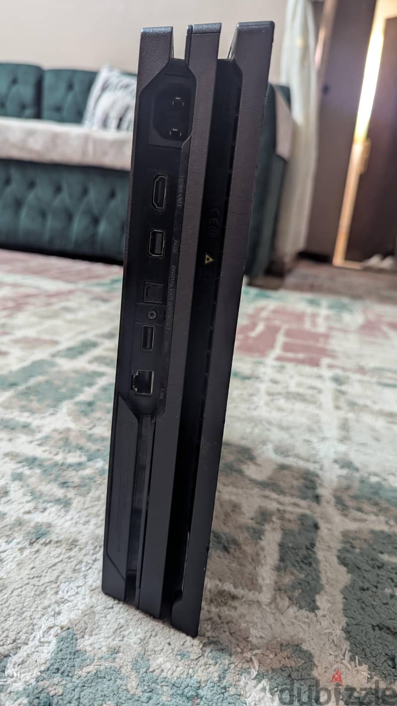 PlayStation  4 pro 2