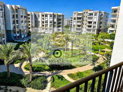At the launch price! Own Apartment 73m in the Hyde Park compound New Cairo-DP 600K inst 10Y