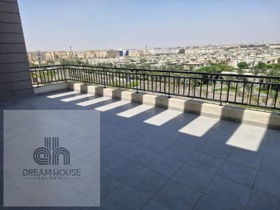 بنتهاوس فاخر 378م بتراس واسع ومطبخ مجهز للإيجار في كايرو فستيفال سيتي