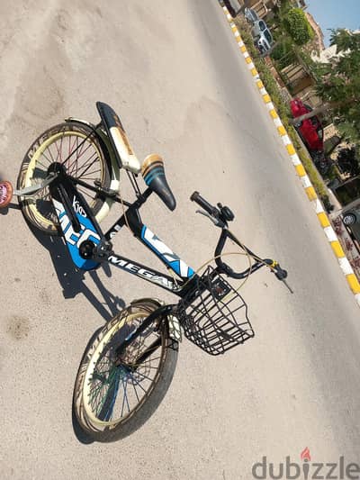 عجله ولادي مقاس ٢٠ بحاله جيده