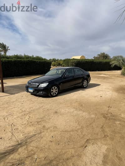 Mercedes-Benz C180 2012
