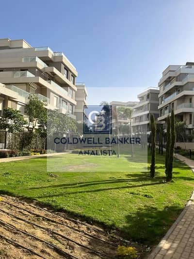 شقه مميزه جدا في سكاي كوندوز 3 غرف 170متر نصف تشطيب اميز فرصه للاستثمار او السكن باميز مكان وسعر متفاوض