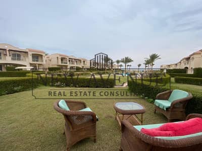 Fully Furnished Ground Chalet with garden and direct pool & sea views in La Vista 6