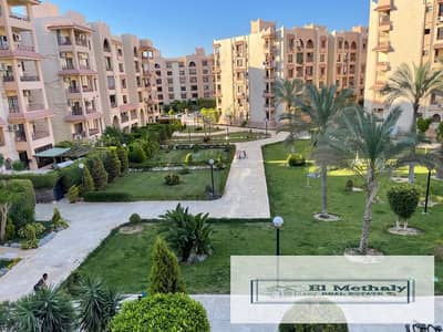 شقة مفروش مميزة في الرحاب القاهرة الجديدة في المرحلة الخامسة التي تتميز بي الهدوء لعشاق الهدوء والراحة النفسيه
