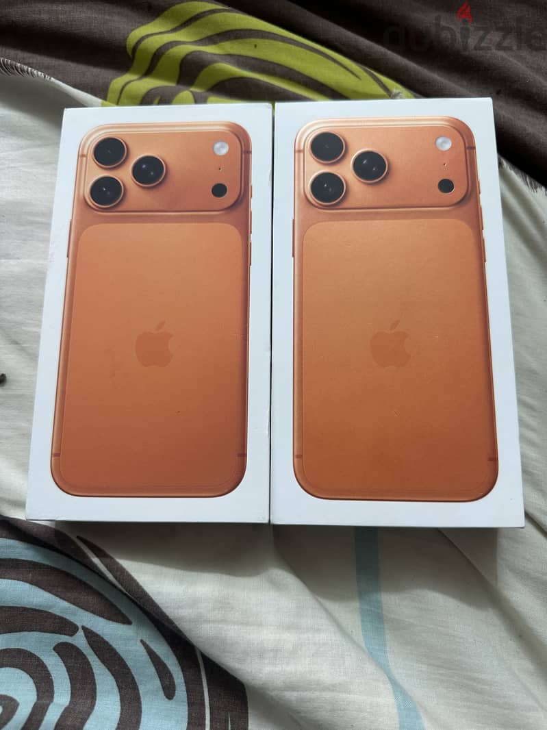 Apple - iPhone 17 Pro Max 1