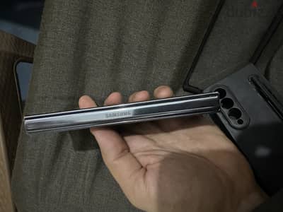 Samsung Z Fold 4