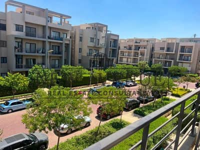 Apartemnt for Sale in a Prime Location  Greenery view Ready Fully Finished with ACs and Kitchen Cabinets Bahary in 5th Square New Cairo by Al Marasem