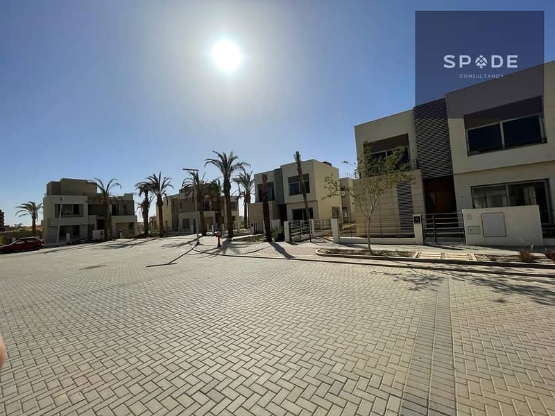 فيلا بـ٦ غرف نوم في بالم هيلز القاهرة الجديدة، صورة ١١ من ١٧