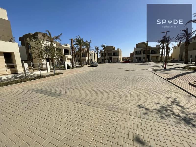فيلا بـ٦ غرف نوم في بالم هيلز القاهرة الجديدة، صورة ١٢ من ١٧