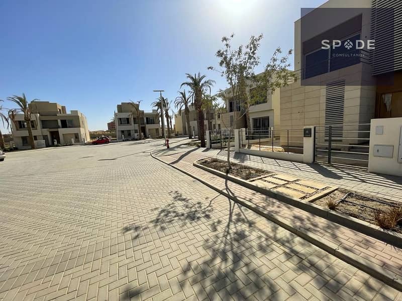فيلا بـ٦ غرف نوم في بالم هيلز القاهرة الجديدة، صورة ١٧ من ١٧