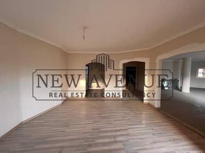 Flat Apartment for Sale in a Prime Location Overlooking Landscape - Ready to move and  Fully Finished -  in District 1 New Cairo
