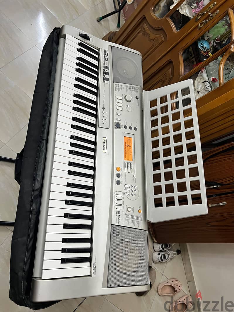 Yamaha PSR-A300 4