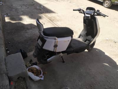 اسكوتر فيجوري كهرباء 2000 W
