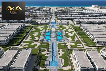 بمقدم اقل من 10% واقرب استلام (المبنى قائم) - بنتهاوس Sea view لقطه للبيع - فى لافيستا راس الحكمه الساحل الشمالى - فيو بحر بانوراما - بحرى صريح