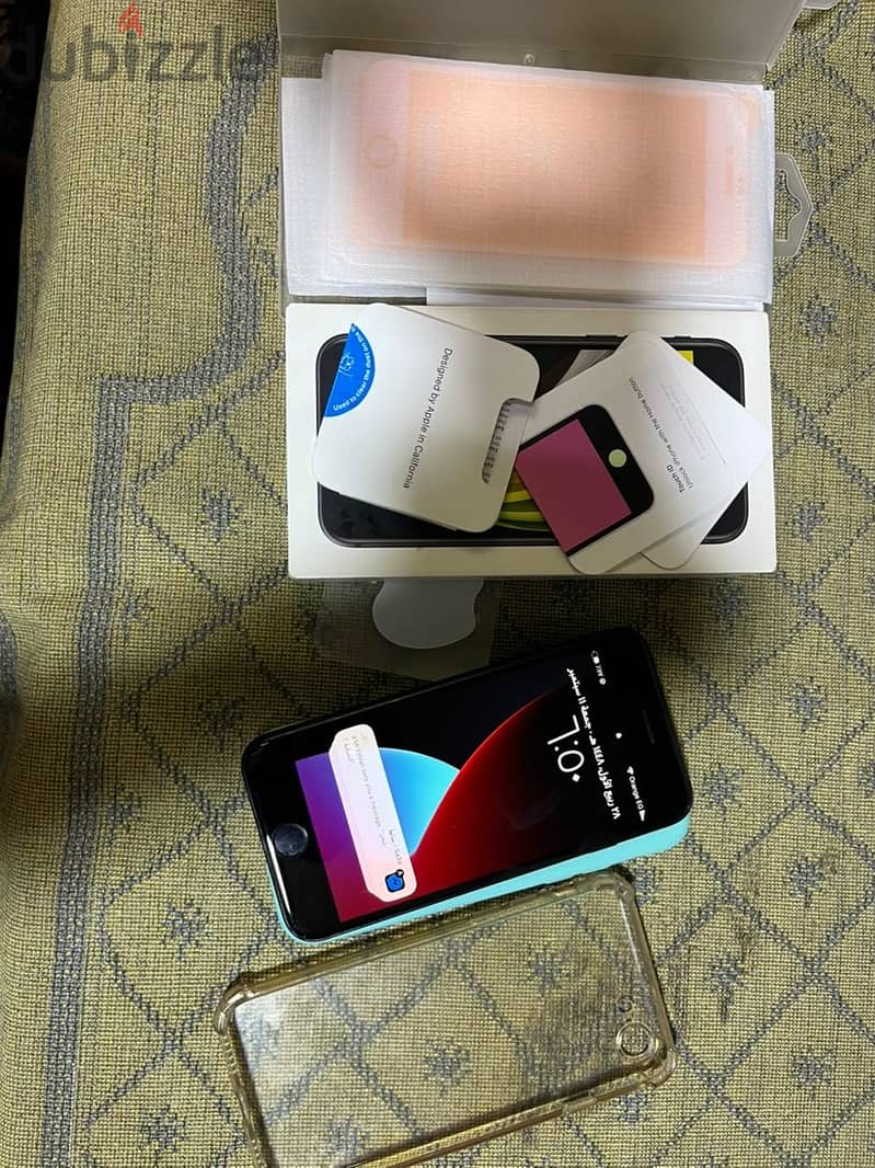 آبل - آيفون اس اي ٢ 1