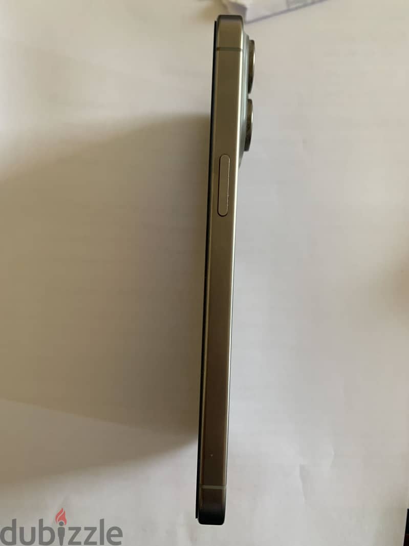 Apple - iPhone 15 Pro Max 3
