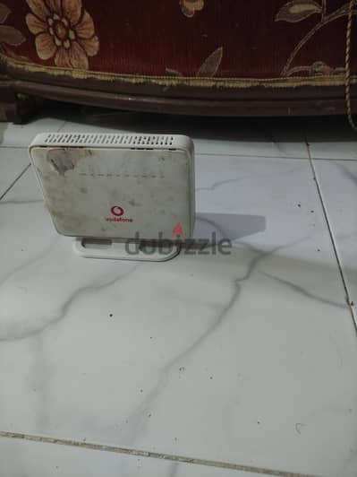 راوتر Vodafone مستعمل يعمل بحالة جيدة