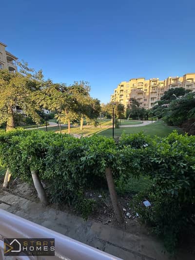 237m² ground-floor apartment with a 55m² garden for sale in Madinaty; fully custom-finished.