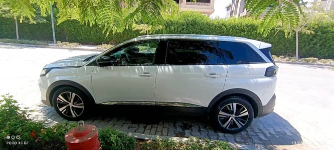 Peugeot 5008 2022