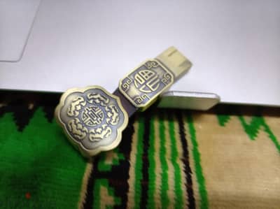 فلاشات USB