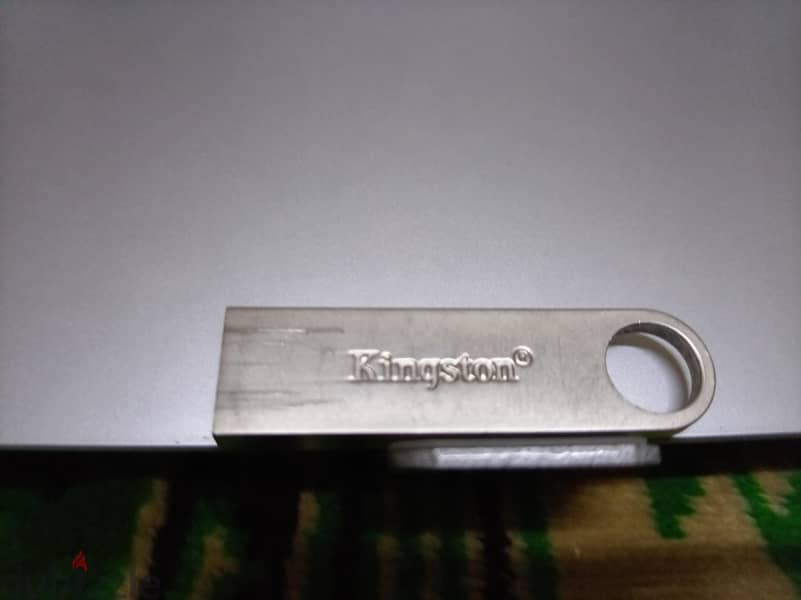 فلاشات USB 2