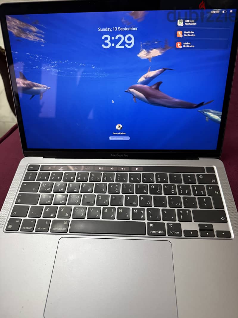 Macbook pro M1 13 inch 256g/8g 1