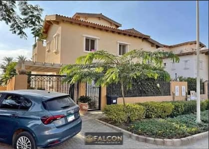 Rare deal sky villa, 25% off, open view, prime location, for sale in Hyde Park New Cairo, near Mivida , palm hills,& Mountain View.