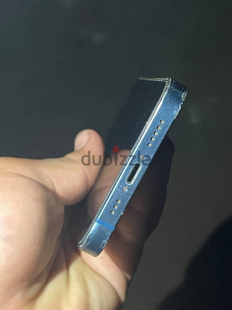 آبل - آيفون 13 4